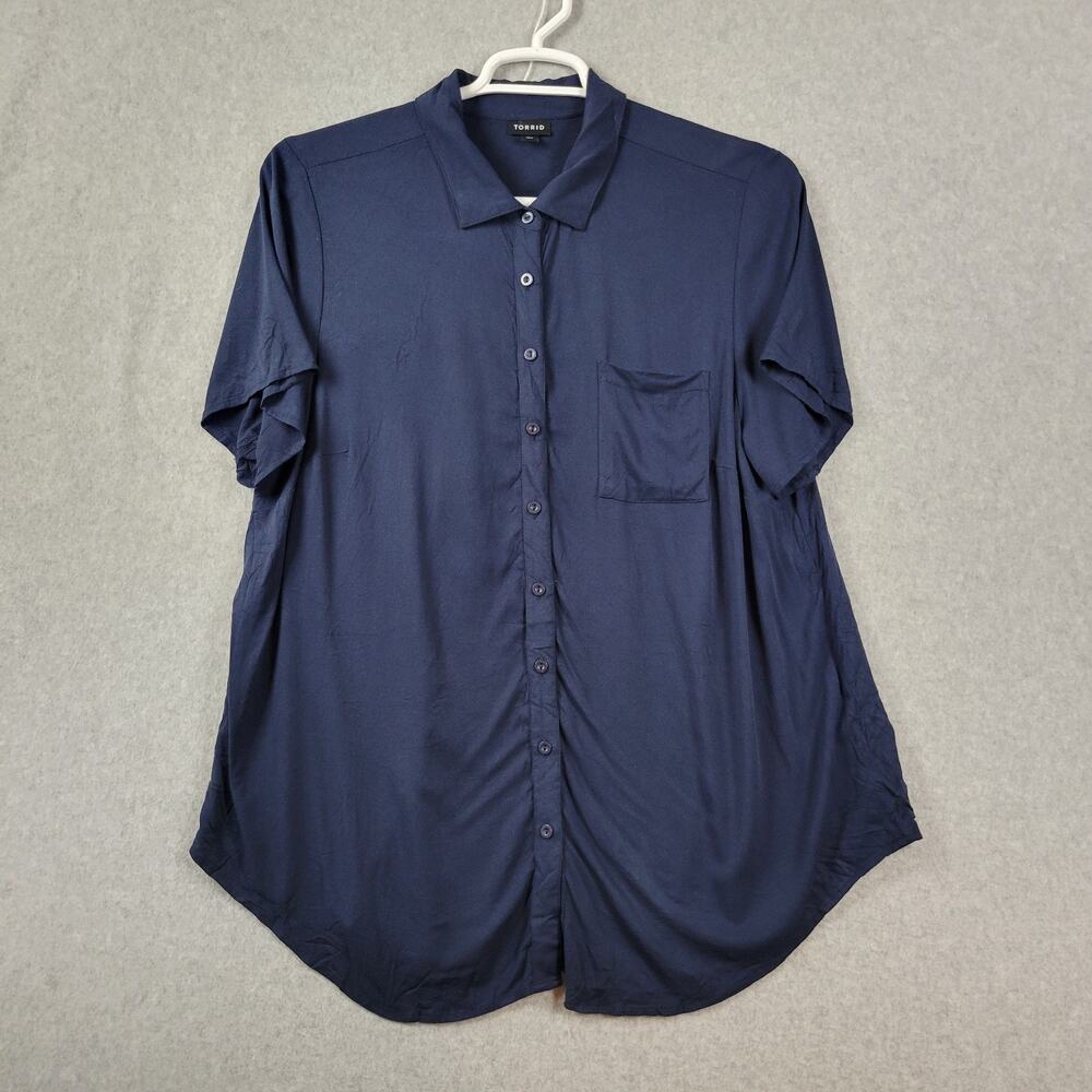 Torrid Navy Blue SS Button Up Rayon Stretch Pocket Shirt Women's Plus 1X